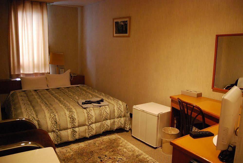 Hotel Kikuei Namba Осака Екстериор снимка